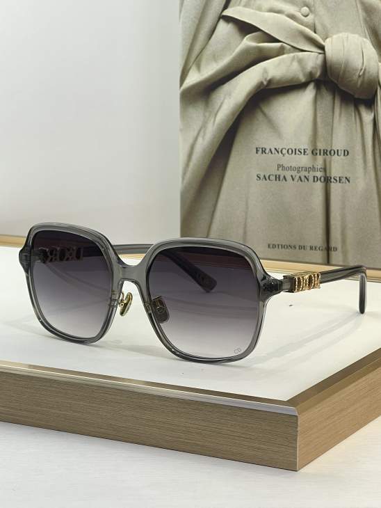 Picture of Dior Sunglasses _SKUfw76161918fw